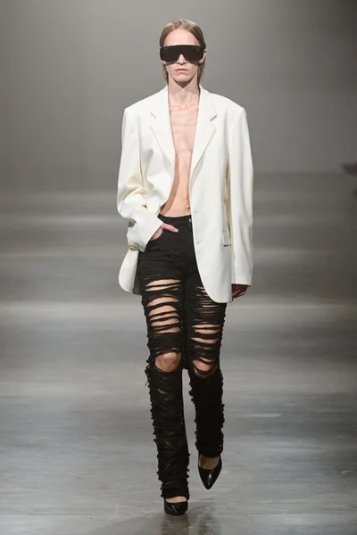Look 52